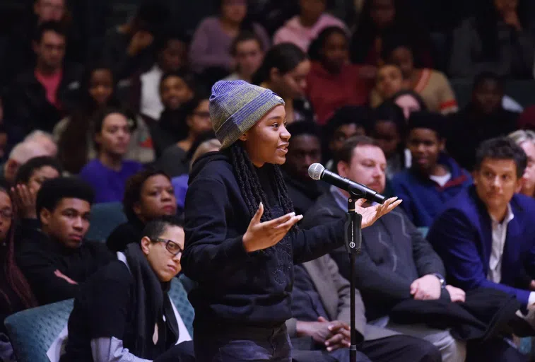 Student with question at an Evening with Ta Nehisi Coates