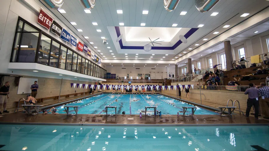 Wide shot of Pratt Pool