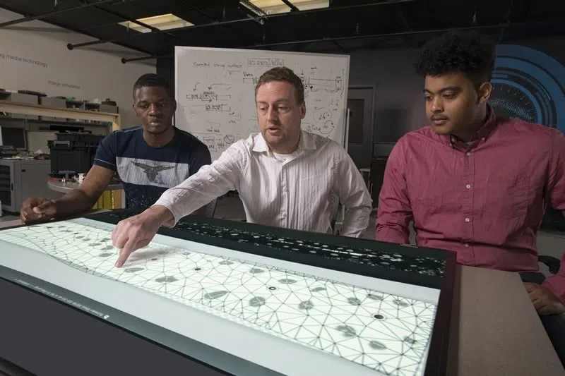 Students working in the engineering lab