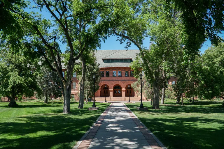 Front of Palmer Hall from Tava Quad