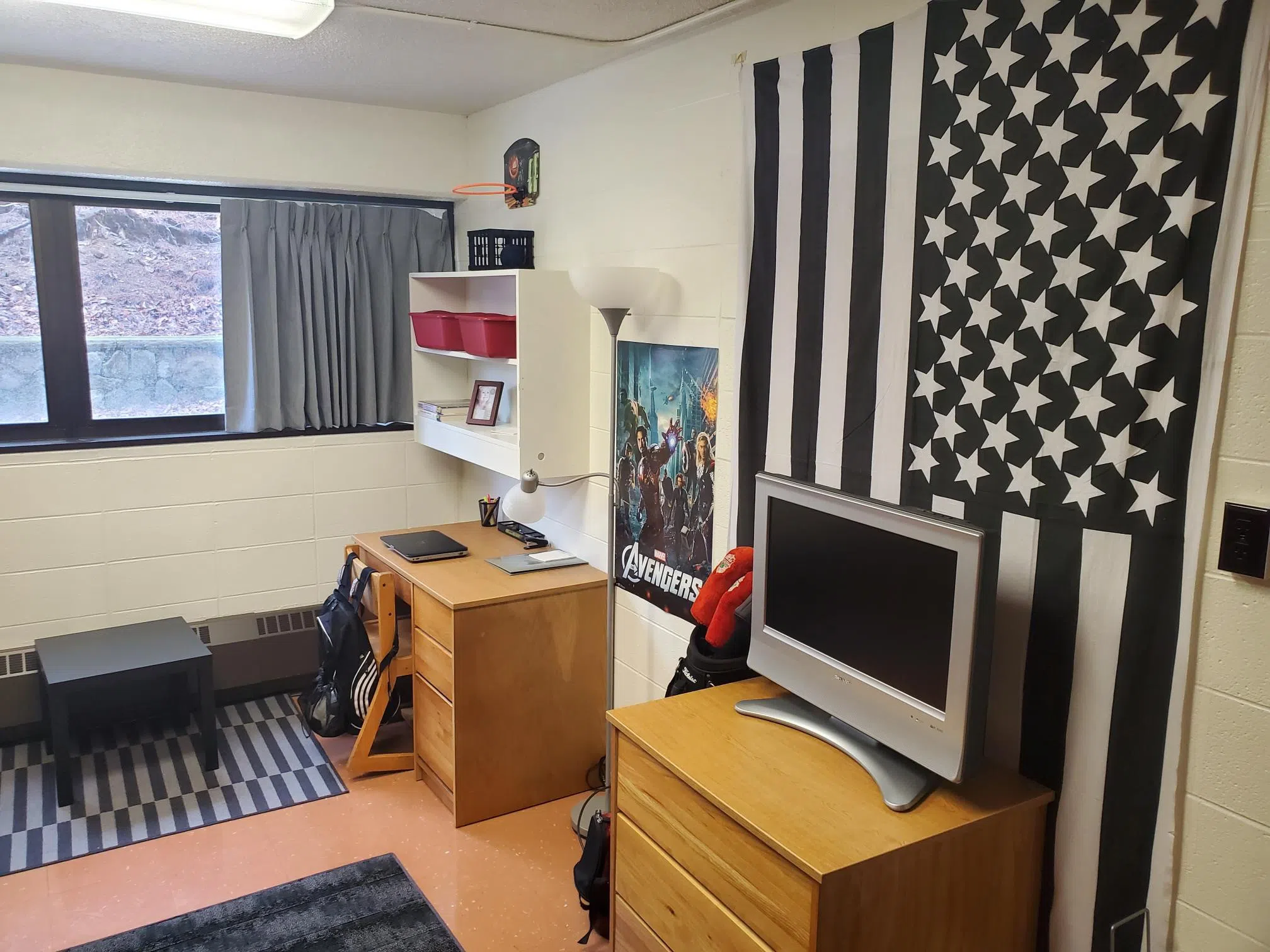 Darby Hall - Dorm Room 