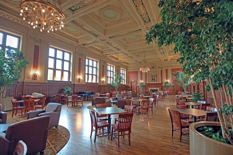 Interior shot of Holmes Lounge