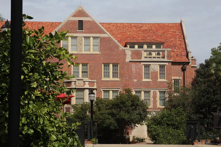 University Housing Tour