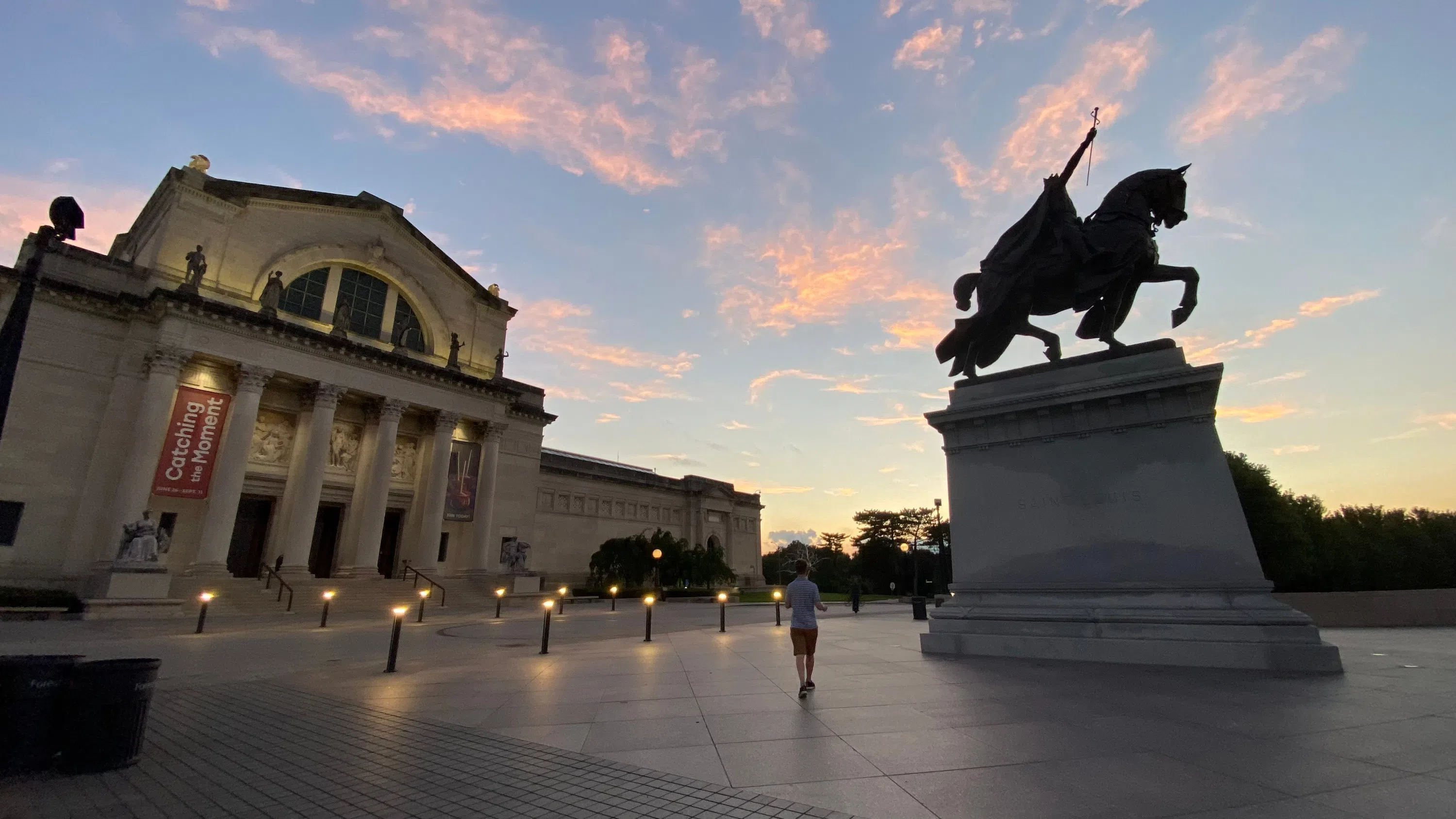 St. Louis Art Museum at sunset