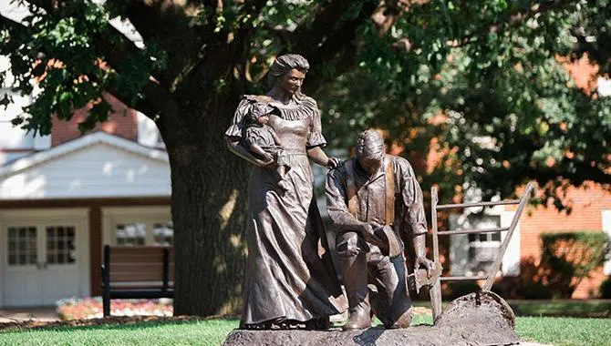 Harvest Prayer Statue