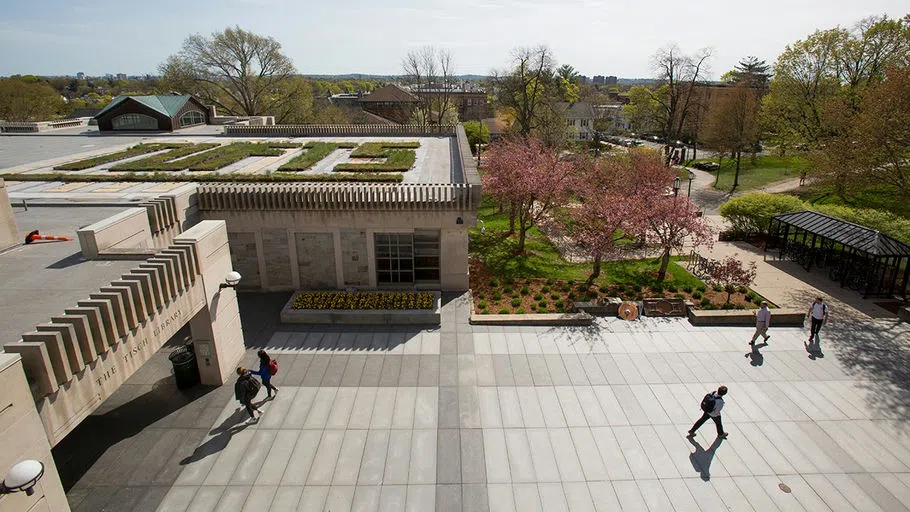 Tisch Rooftop Garden