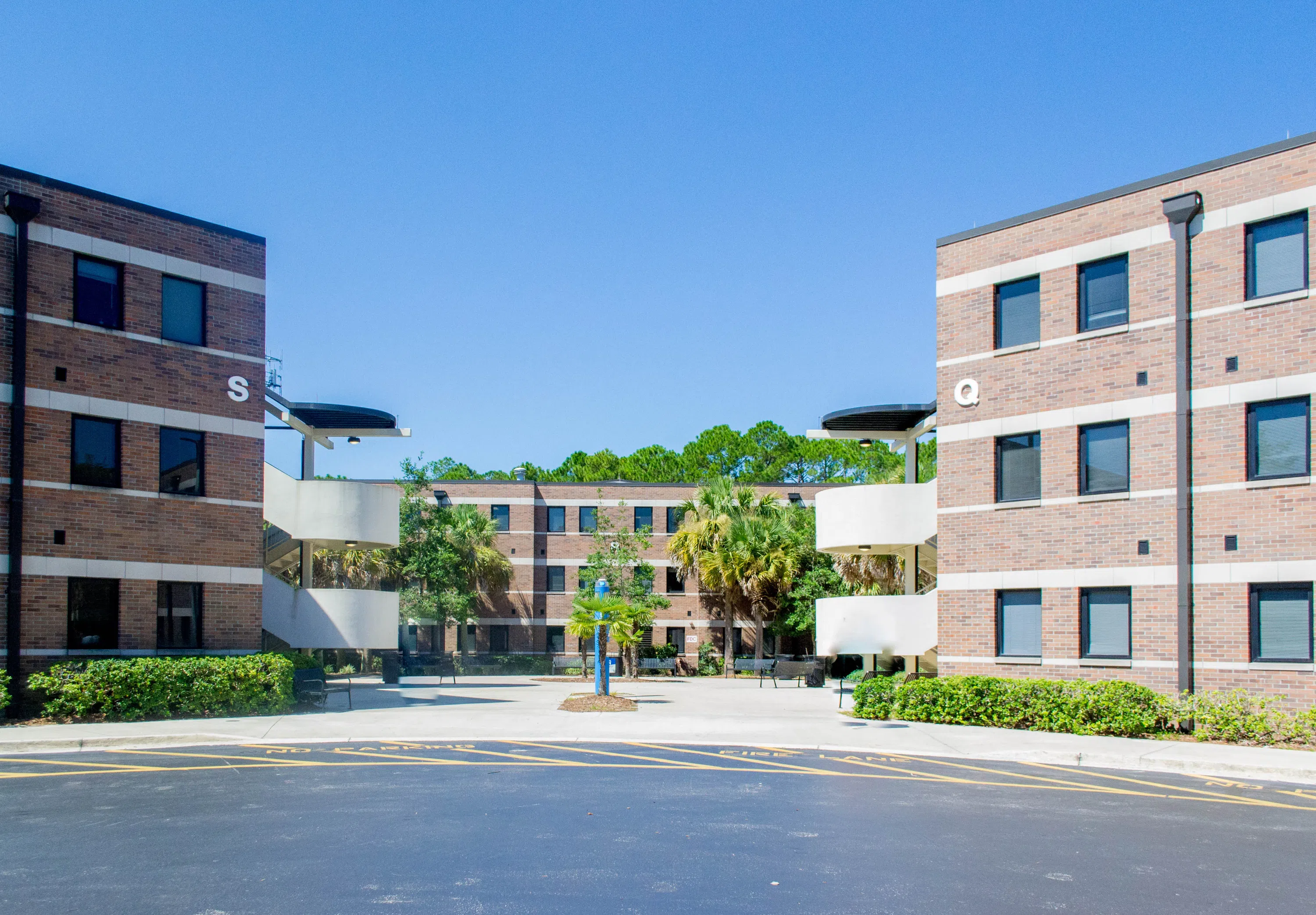 Exterior of the Osprey Crossings buildings