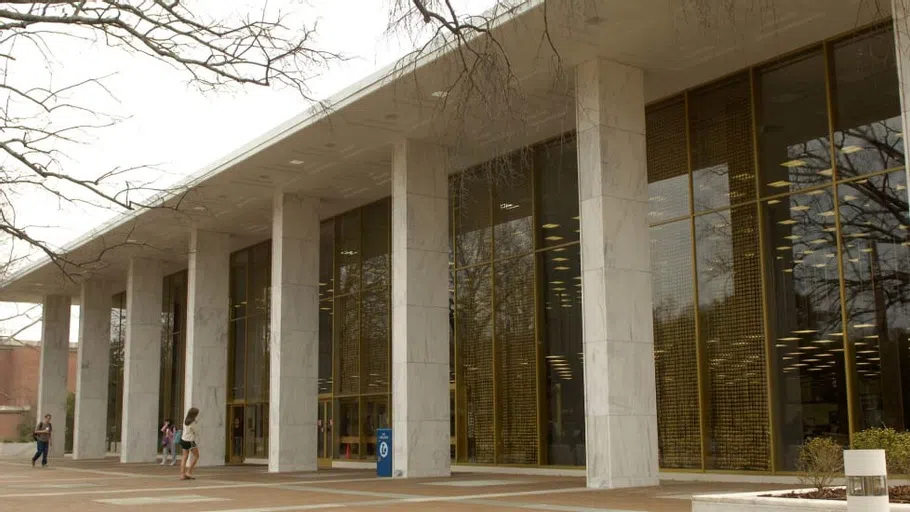 The front of Thomas Cooper Library.