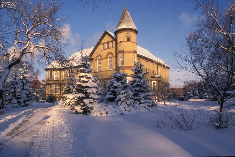 Old Main houses all of the administrative work that needs to happen for NDSU! It also has the Log Cabin inside, which houses lots of artifacts and notes about the history of NDSU.